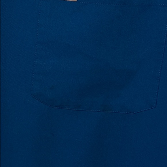 Figs Cecil blue scrub top.  Women’s size XL.  Medical scrubs. - Picture 4 of 4